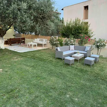 Kali Luxury -garden- Lägenhet *