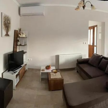 Kali Luxury -garden- Apartmán